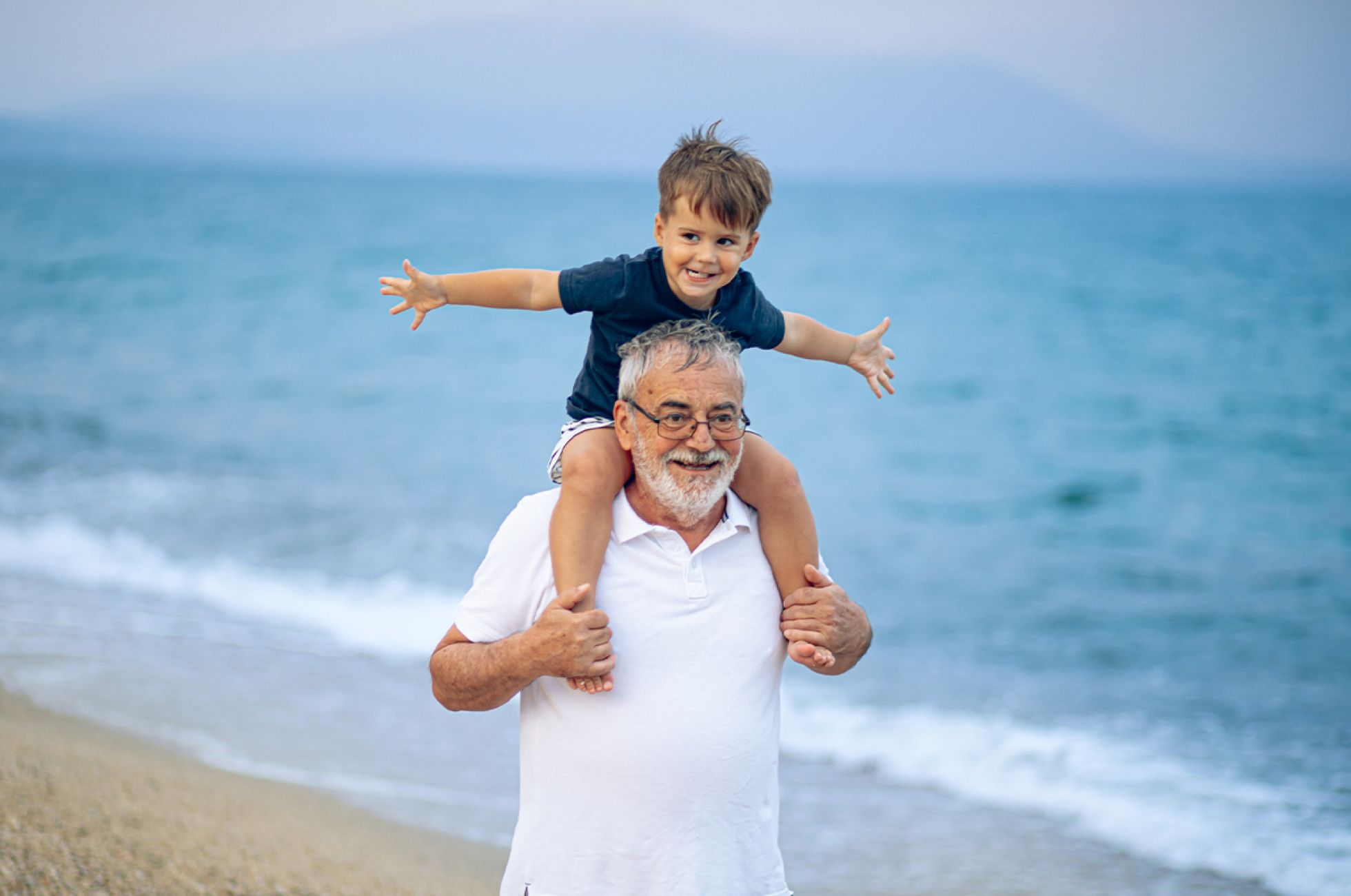 NONNI E NIPOTINI AL MARE